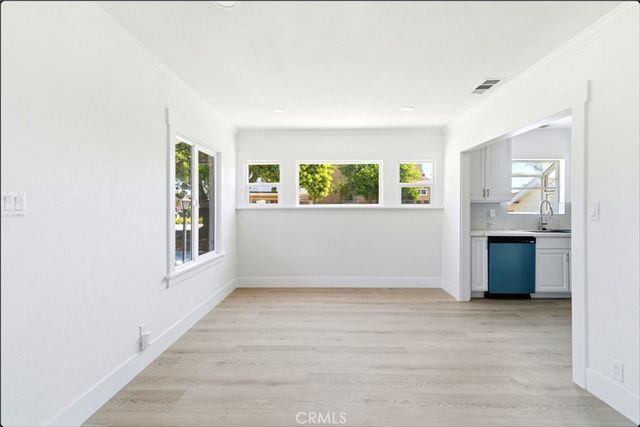 5593 San Jose, Montclair, CA 91763