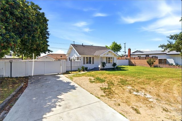 5593 San Jose, Montclair, CA 91763