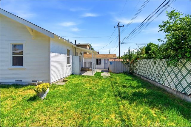5593 San Jose, Montclair, CA 91763
