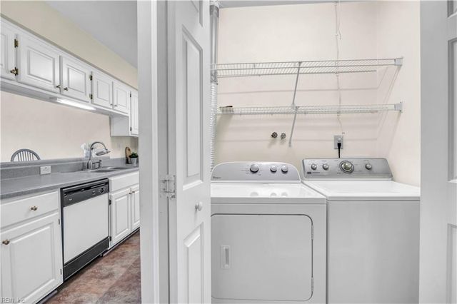 3615 Whitechapel ARCH, Chesapeake, VA 23321