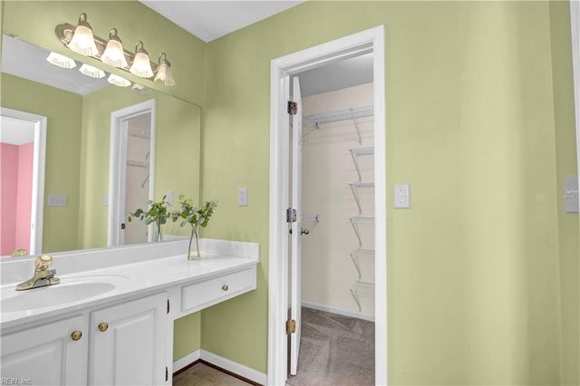 3615 Whitechapel ARCH, Chesapeake, VA 23321
