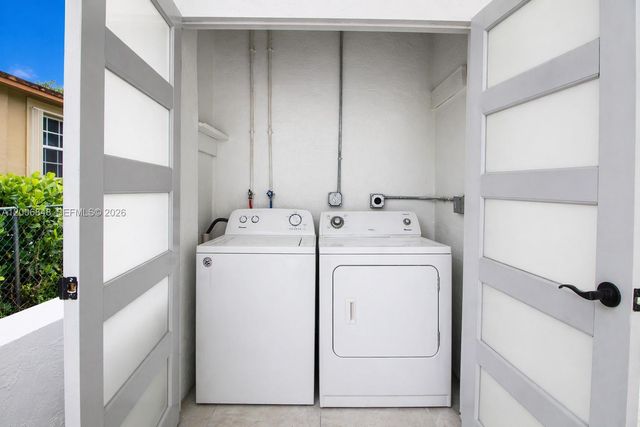 2870 NW 169th Ter, Miami Gardens, FL 33056