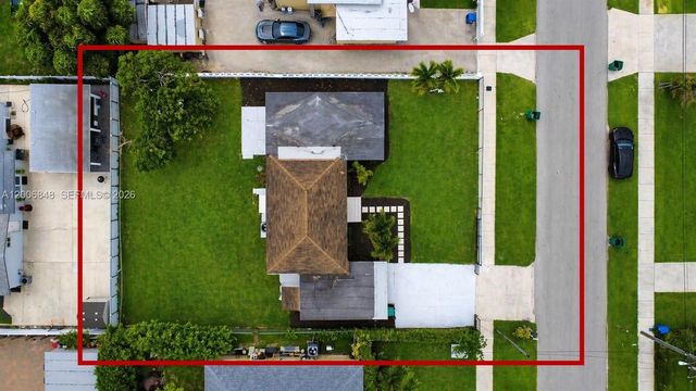 2870 NW 169th Ter, Miami Gardens, FL 33056