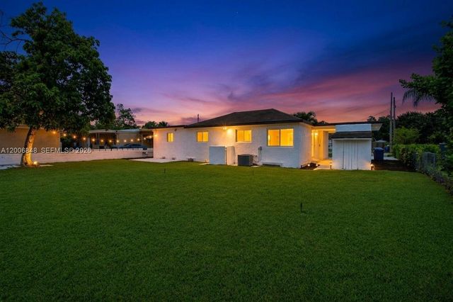 2870 NW 169th Ter, Miami Gardens, FL 33056