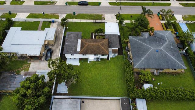 2870 NW 169th Ter, Miami Gardens, FL 33056