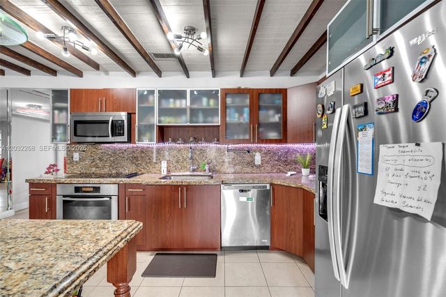 4820 W 2nd Ln, Hialeah, FL 33012