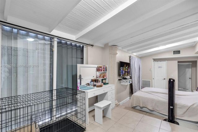 4820 W 2nd Ln, Hialeah, FL 33012