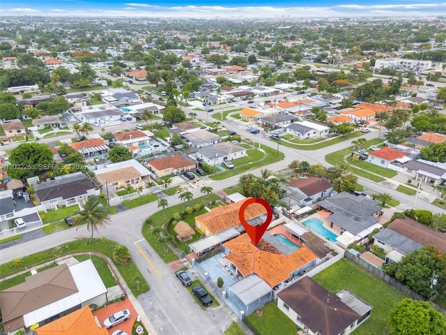 4820 W 2nd Ln, Hialeah, FL 33012