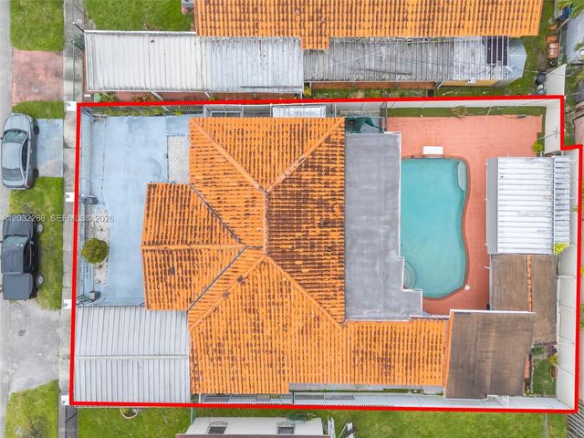 4820 W 2nd Ln, Hialeah, FL 33012