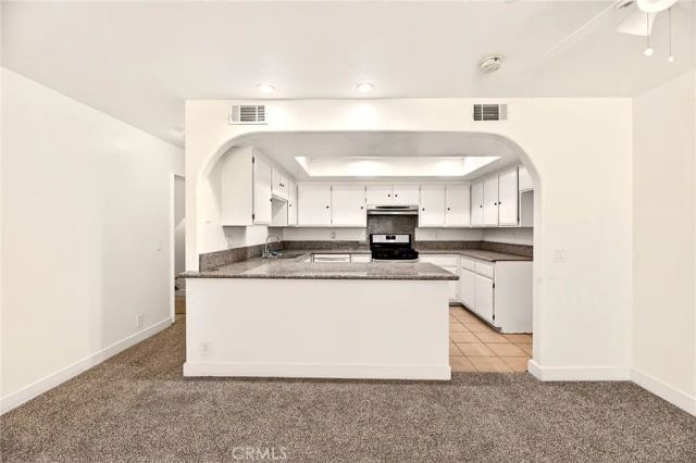 1325 W Latham, Hemet, CA 92543