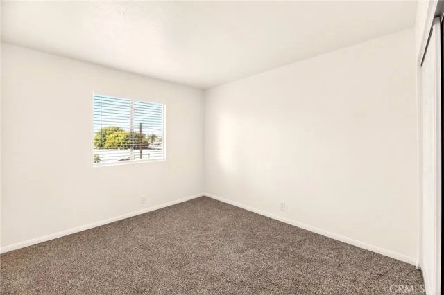 1325 W Latham, Hemet, CA 92543