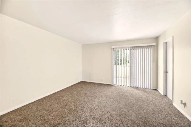 1325 W Latham, Hemet, CA 92543