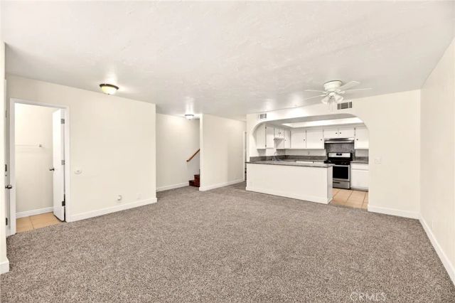 1325 W Latham, Hemet, CA 92543