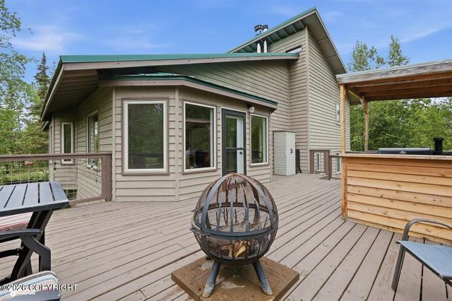 1561 N Landmark Drive, Palmer, AK 99645