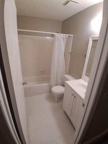 1409 Lake Avenue 6, Lake Worth Beach, FL 33460