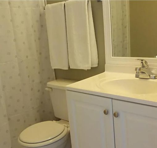 1409 Lake Avenue 6, Lake Worth Beach, FL 33460