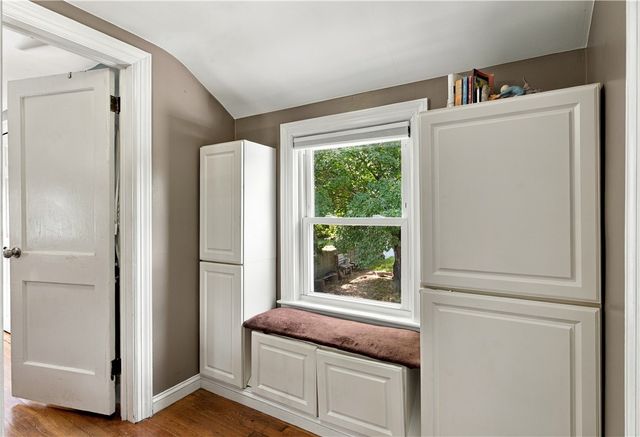 60 Parkway Drive, Warwick, RI 02886