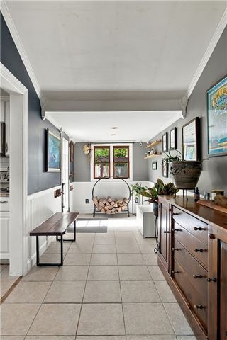60 Parkway Drive, Warwick, RI 02886