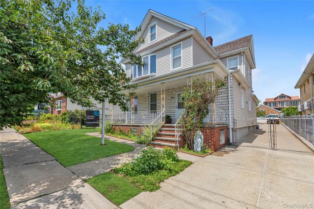 150-35 11th Avenue, Whitestone, NY 11357