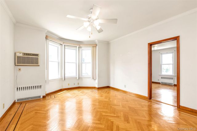 150-35 11th Avenue, Whitestone, NY 11357