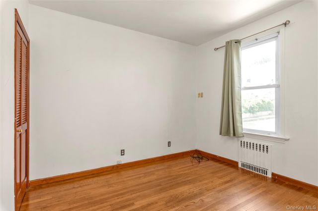 150-35 11th Avenue, Whitestone, NY 11357