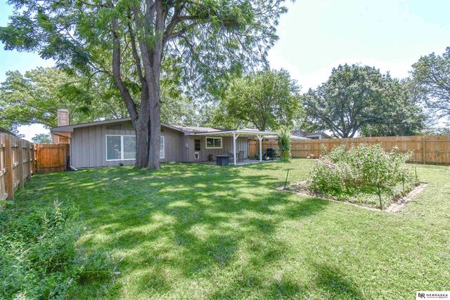 2741 Scott Avenue, Lincoln, NE 68506