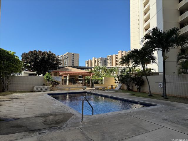 5180 Likini Street 704, Honolulu, HI 96818