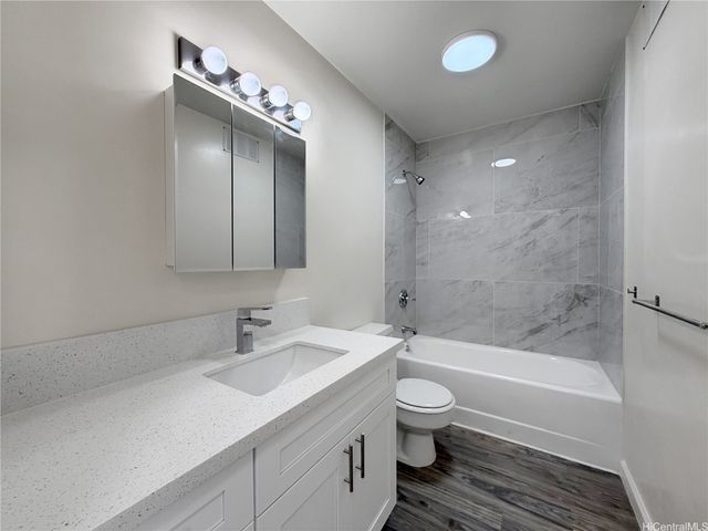 5180 Likini Street 704, Honolulu, HI 96818