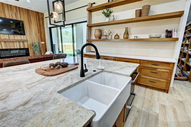 45 Echo Lane, Huntsville, TX 77320