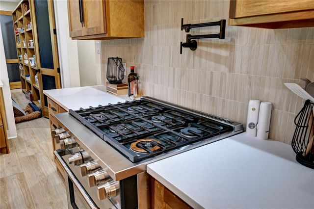 45 Echo Lane, Huntsville, TX 77320