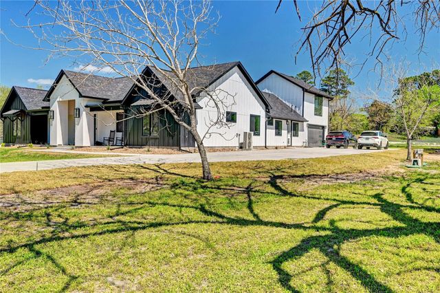 45 Echo Lane, Huntsville, TX 77320