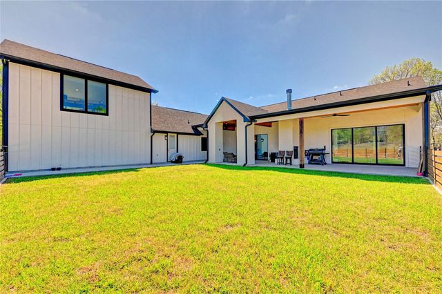 45 Echo Lane, Huntsville, TX 77320