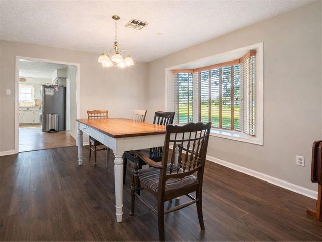 187 Avery Lane, Sulphur, LA 70665