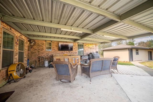 187 Avery Lane, Sulphur, LA 70665