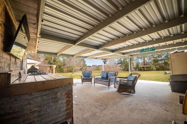 187 Avery Lane, Sulphur, LA 70665