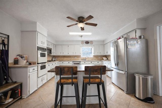 187 Avery Lane, Sulphur, LA 70665