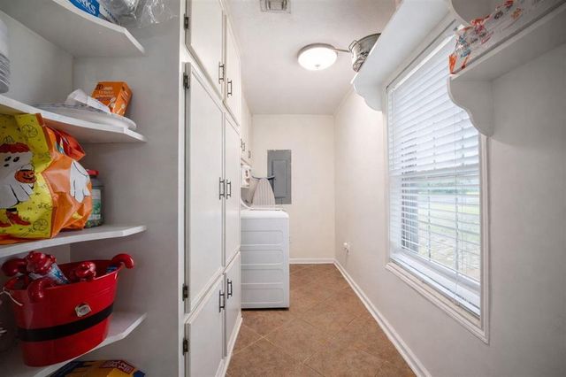 187 Avery Lane, Sulphur, LA 70665