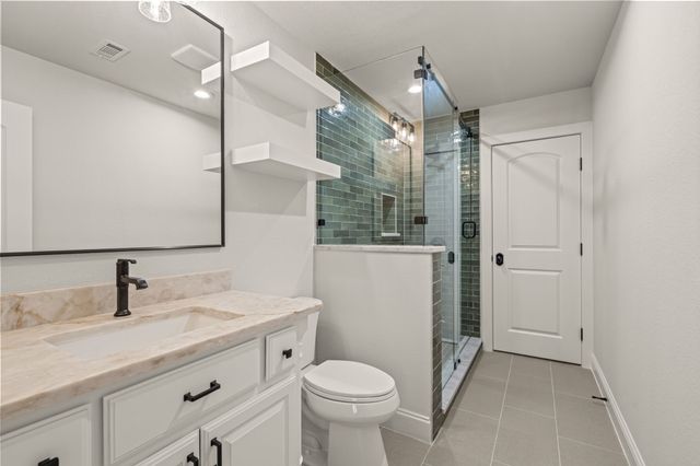 4 Heatherstone Court, Trophy Club, TX 76262