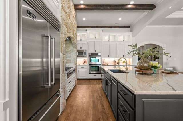 4 Heatherstone Court, Trophy Club, TX 76262