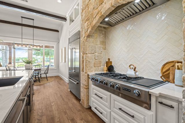 4 Heatherstone Court, Trophy Club, TX 76262
