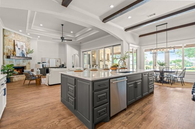 4 Heatherstone Court, Trophy Club, TX 76262