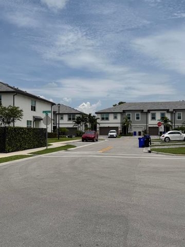 2933 OLIVIA Avenue, Lauderdale Lakes, FL 33311