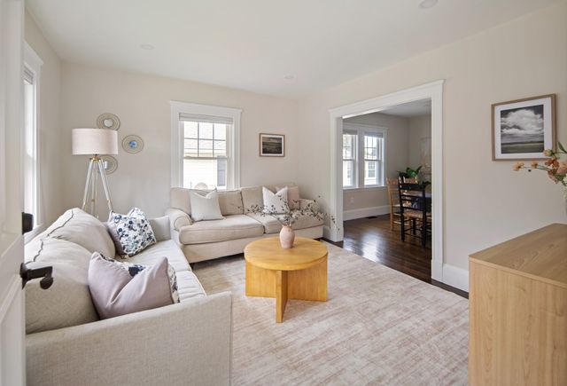 37 Lynde Ave, Melrose, MA 02176