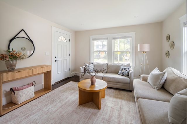 37 Lynde Ave, Melrose, MA 02176