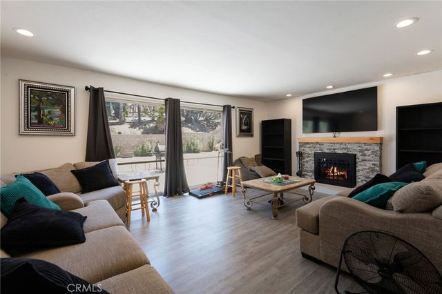 6336 Glen Aire Avenue, Riverside, CA 92506