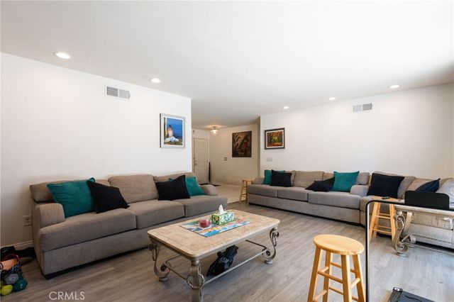 6336 Glen Aire Avenue, Riverside, CA 92506