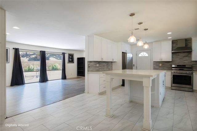 6336 Glen Aire Avenue, Riverside, CA 92506