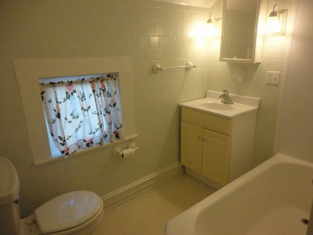 39 E Bowery Street, Newport, RI 02840