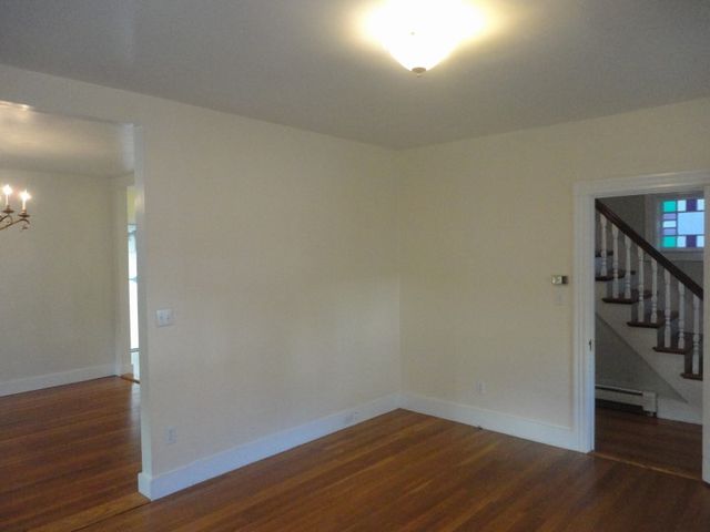 39 E Bowery Street, Newport, RI 02840