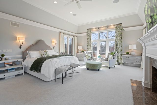 34 BRIDLEWOOD Road, Northbrook, IL 60062